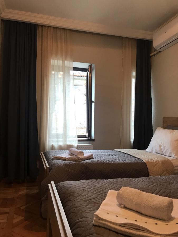 Room 4 U Сигнахи Экстерьер фото