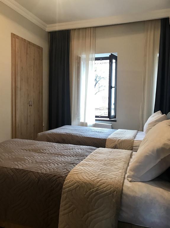 Room 4 U Сигнахи Экстерьер фото
